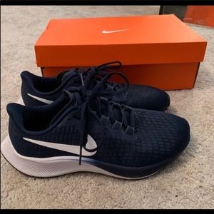 nike pegasus sneakers